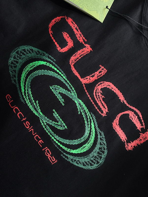 ブランドTシャツ細部ディテール